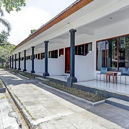 Oyo 90638 Pondok Idas Hotel Легиан Екстериор снимка