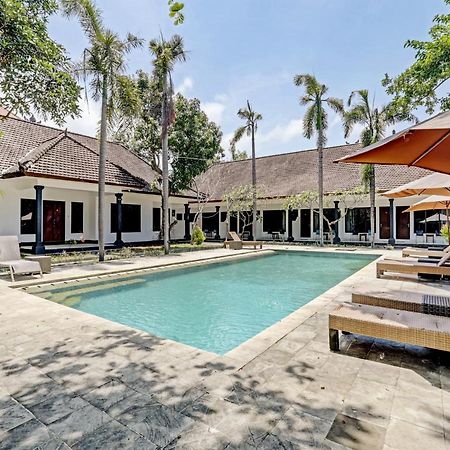 Oyo 90638 Pondok Idas Hotel Легиан Екстериор снимка
