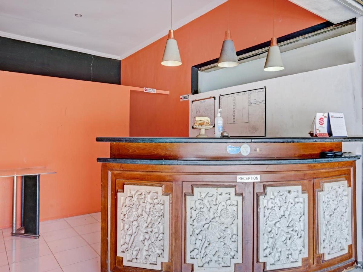 Oyo 90638 Pondok Idas Hotel Легиан Екстериор снимка