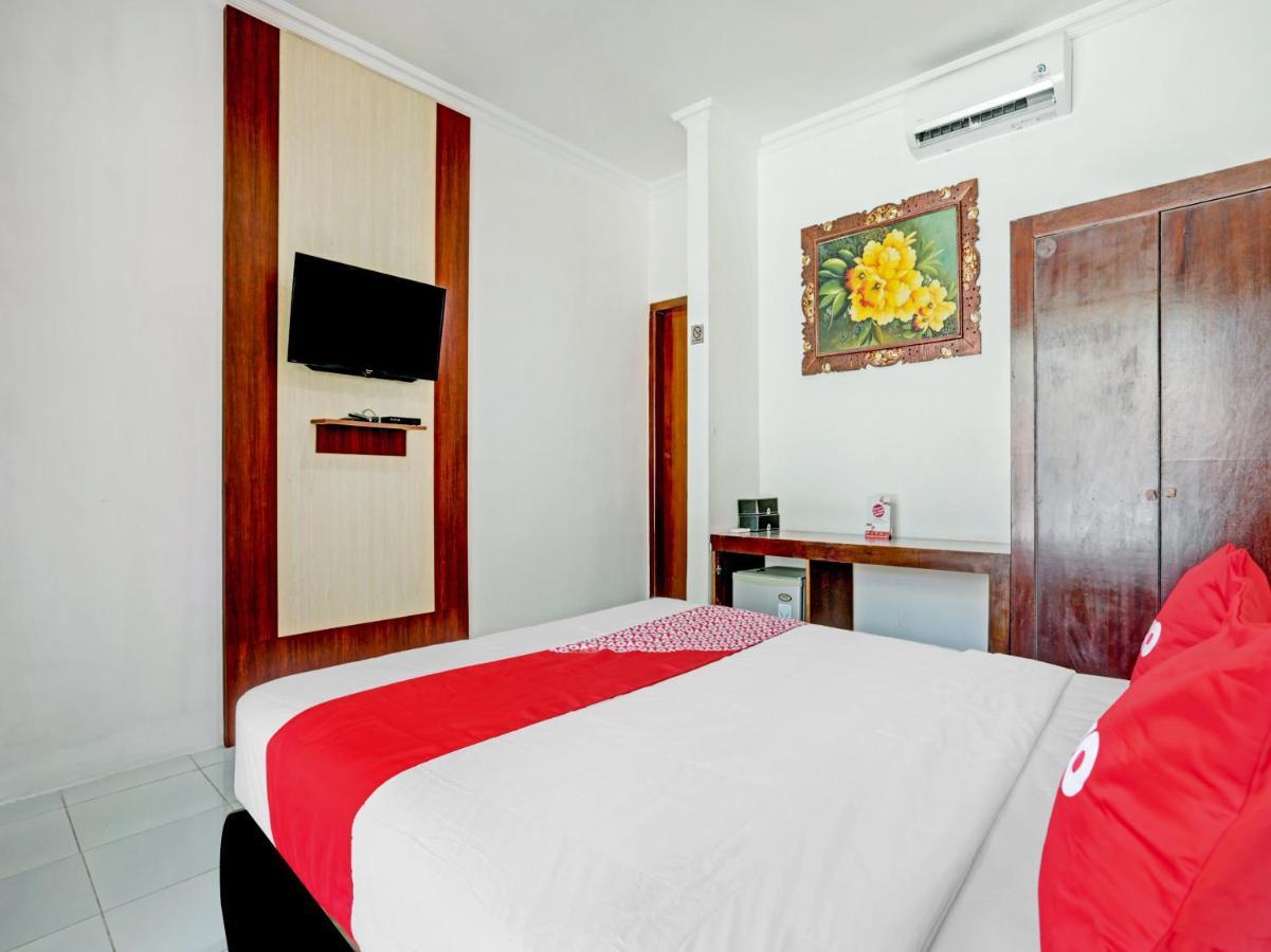 Oyo 90638 Pondok Idas Hotel Легиан Екстериор снимка